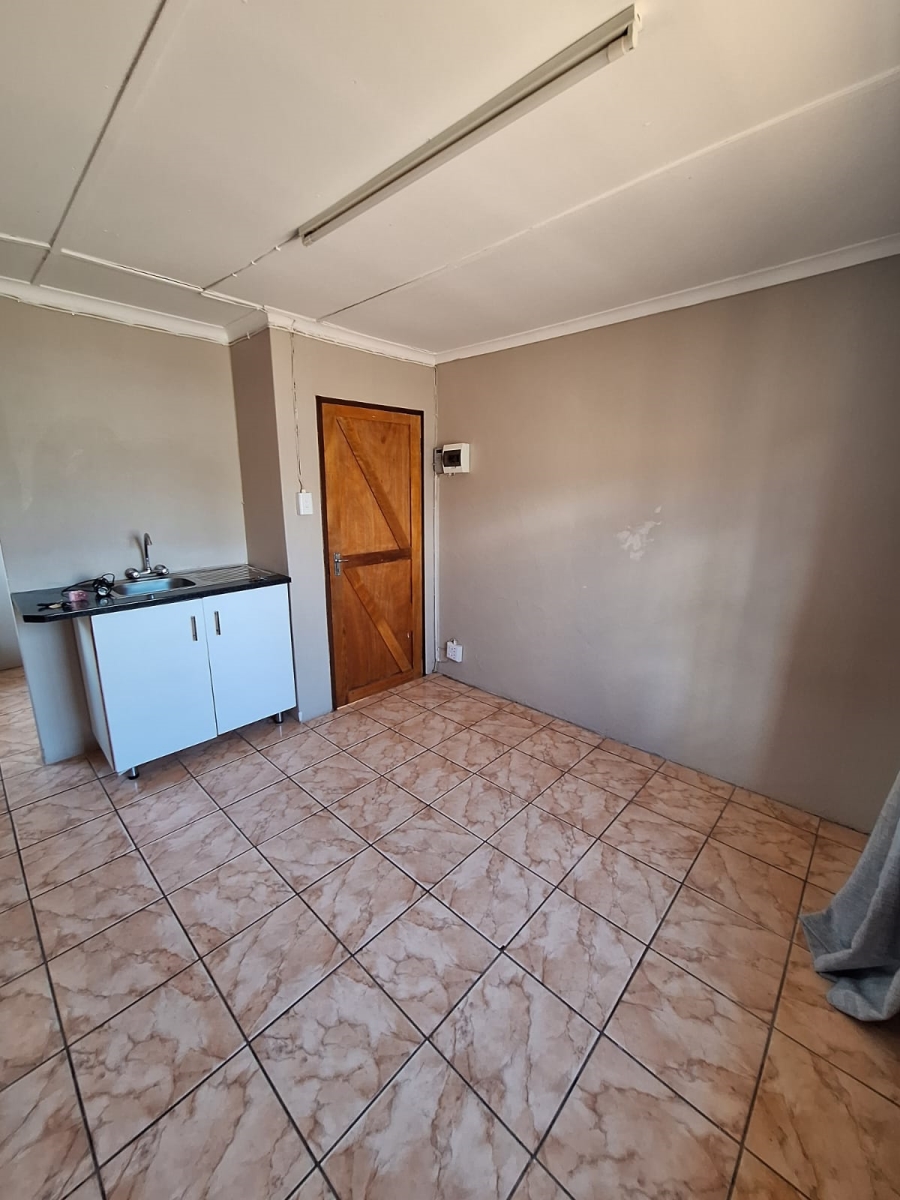 To Let 0 Bedroom Property for Rent in Victoria Park Eastern Cape